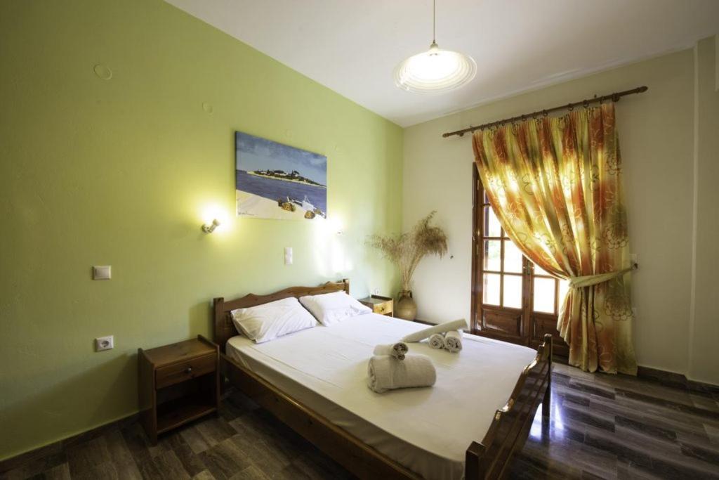 Miltiadis Apartments Spiti Miltiadis Agios Georgios Pagon Esterno foto