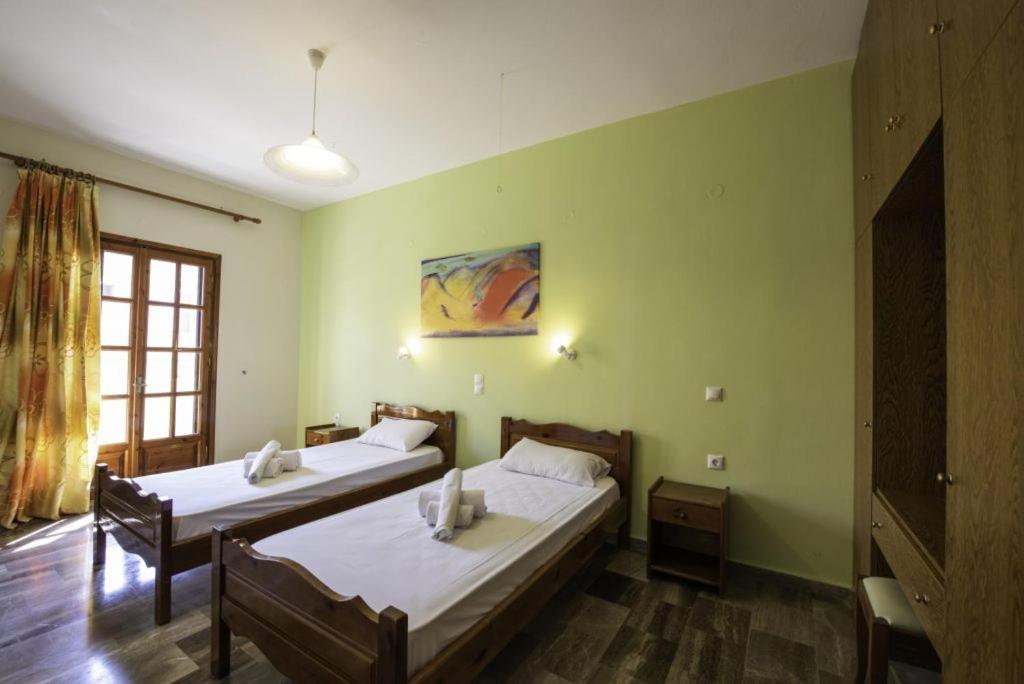 Miltiadis Apartments Spiti Miltiadis Agios Georgios Pagon Esterno foto